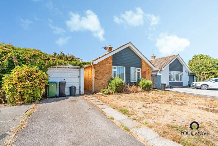 2 Bedroom Bungalow For Sale In Church Way, Bognor Regis, West Sussex, PO21