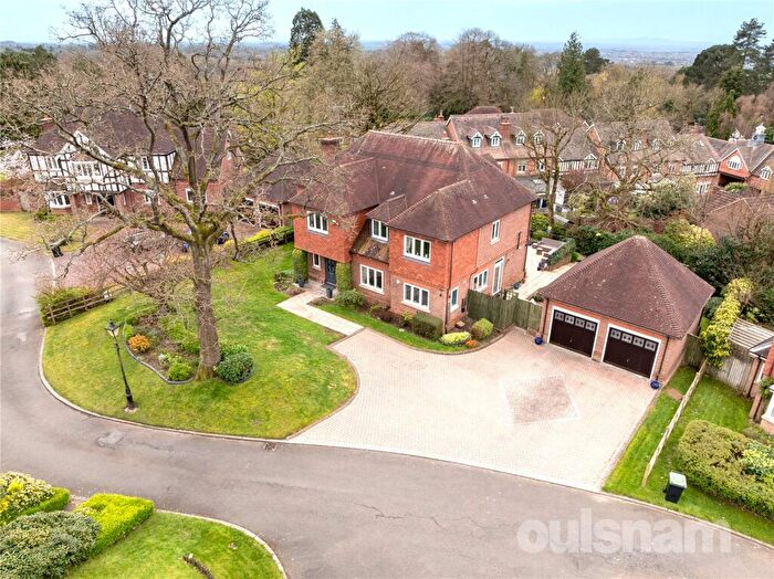 5 Bedroom Detached House For Sale In Lickey Grange Drive, Marlbrook, Bromsgrove, Worcestershire, B60