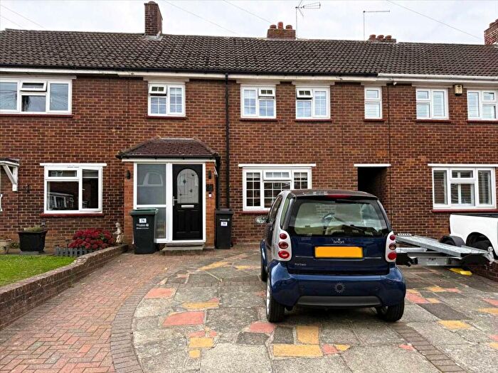 3 Bedroom Terraced House For Sale In Dene Holm Road, Northfleet, DA11