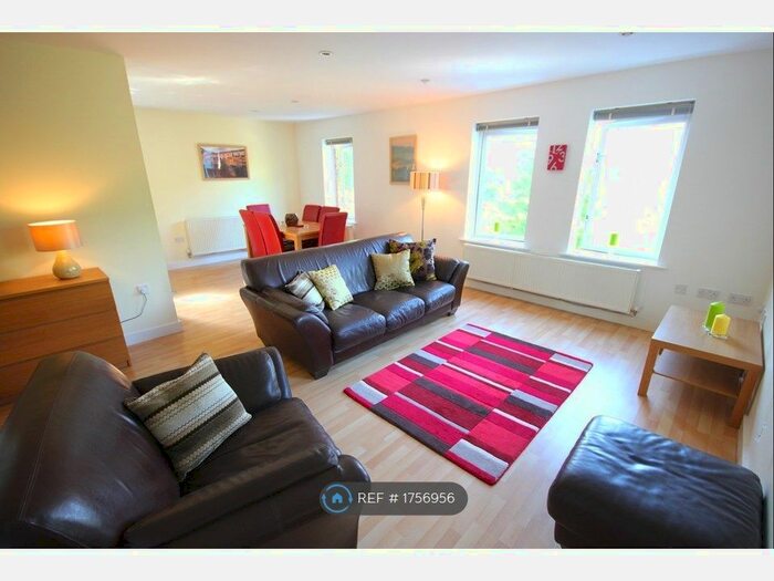 2 Bedroom Flat To Rent In Hopkinson Court, Chester, CH1