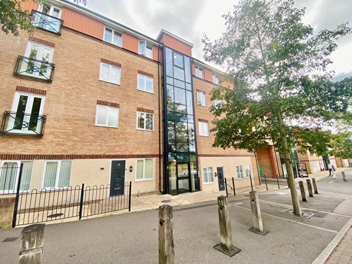 2 Bedroom Apartment For Sale In Braymere Road, Hampton Centre, Peterborough, PE7
