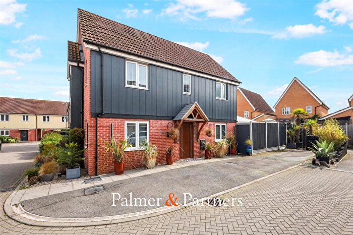 3 Bedroom Detached House For Sale In Redwing Close, Stanway, Colchester, Essex, CO3