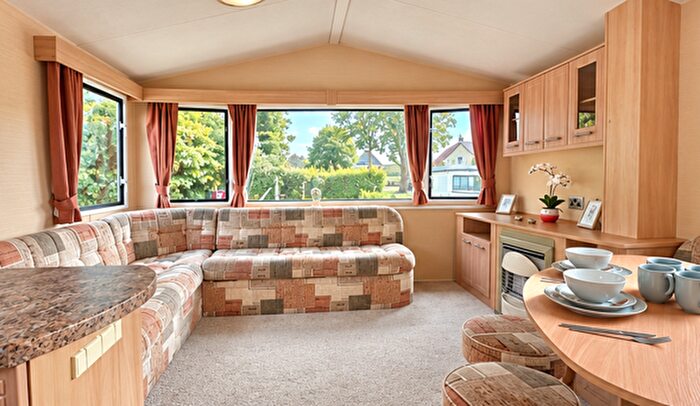 2 Bedroom Park Home For Sale In Breydon Water Holiday Park, NR31