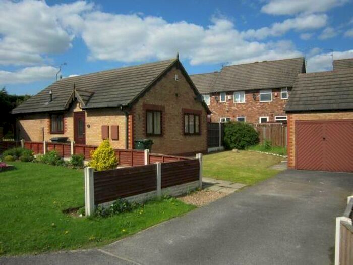 2 Bedroom Bungalow To Rent In Headingley Way, Edlington, Doncaster, DN12