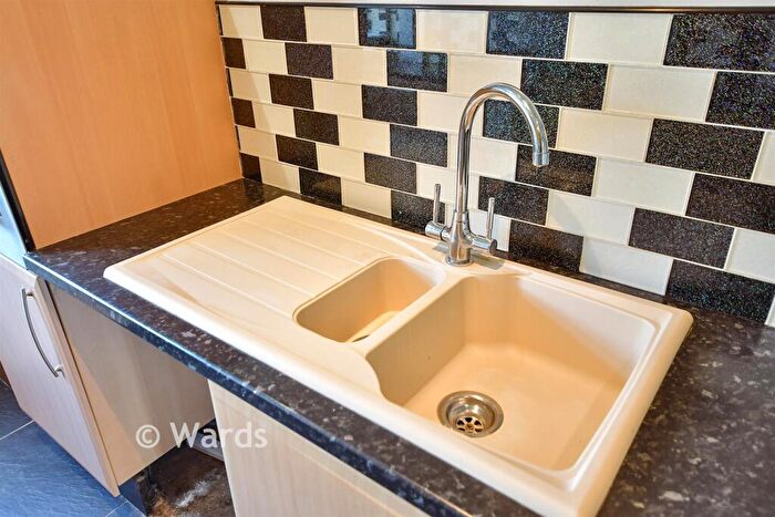 3 Bedroom Semi Detached House For Sale In Bradley Drive, Sittingbourne, Kent, ME10