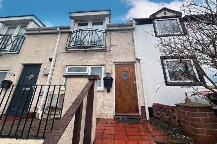 2 Bedroom Property To Rent In Birmingham Road, Bromsgrove, B61