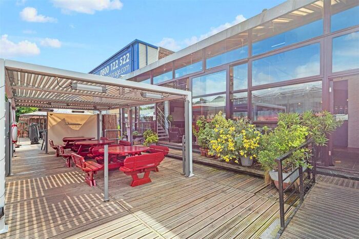 Office To Rent In Eagle Wharf Marina, Hoxton, N1