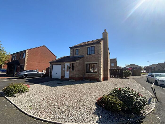 3 Bedroom Detached House For Sale In Wellington Avenue, Heathhall, Dumfries, DG1