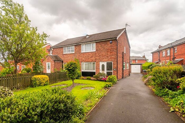 3 Bedroom Semi-detached House For Sale In Whitehall Road, Drighlington, BD11