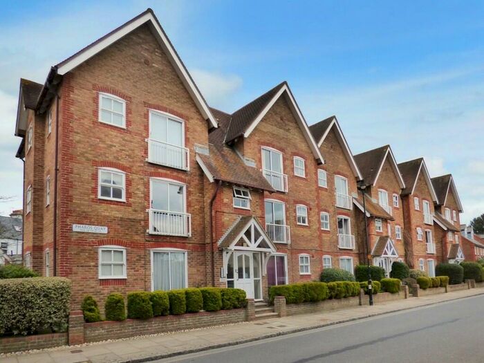 1 Bedroom Flat To Rent In River Road, Littlehampton, BN17