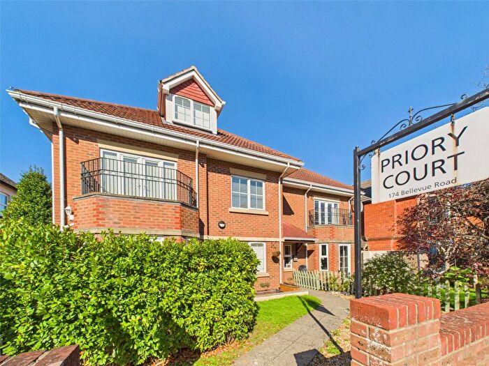 2 Bedroom Apartment For Sale In Belle Vue Road, Bournemouth, Dorset, BH6