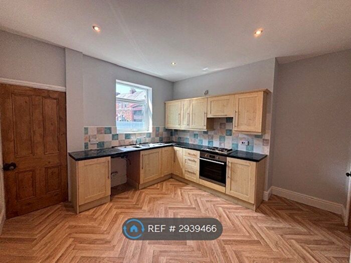 2 Bedroom Terraced House To Rent In Hay Green Lane, Barnsley, S70