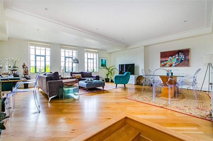 2 Bedroom Flat To Rent In Somerville Avenue, Barnes, SW13