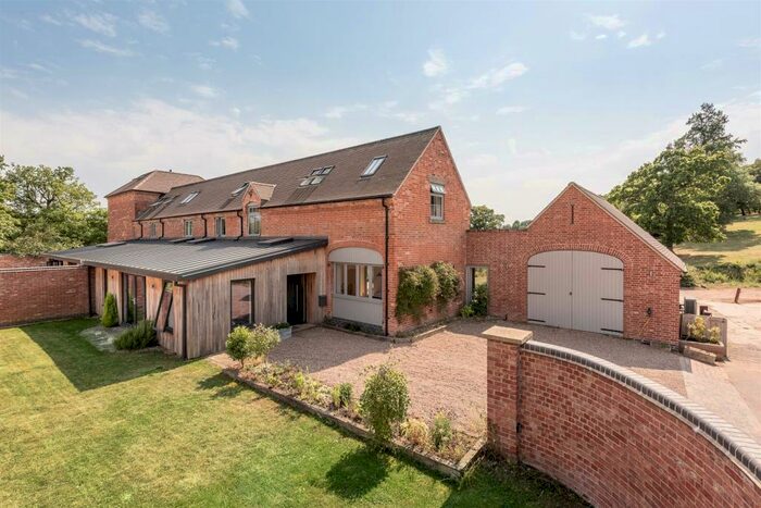 5 Bedroom Barn Conversion For Sale In Hoar Cross, Staffordshire, DE13