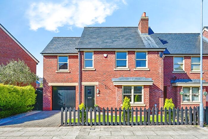 4 Bedroom Semi-Detached House For Sale In Mill Stream Close, Liverpool, Merseyside, L29
