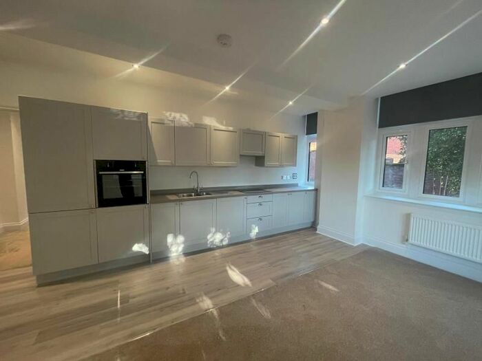 2 Bedroom Flat To Rent In St. Marys Gate, Derby, DE1