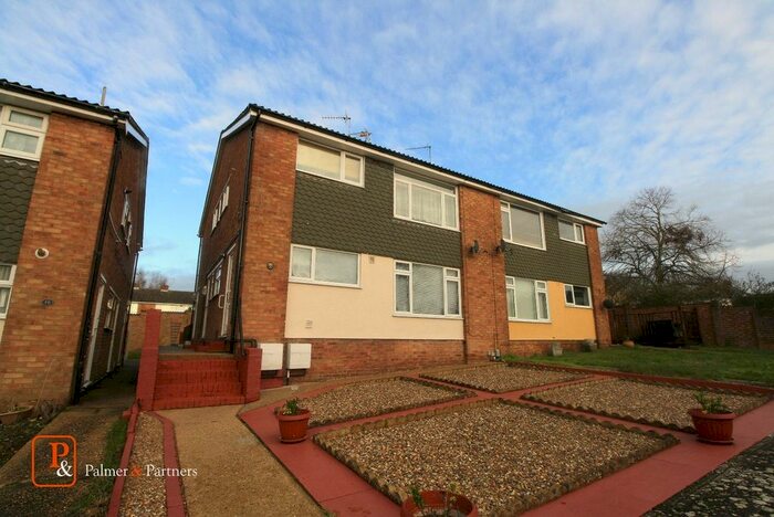 2 Bedroom Maisonette To Rent In Suffolk Close, Colchester, Essex, CO4