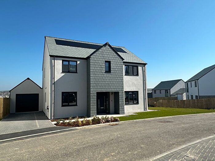 4 Bedroom Detached House For Sale In Upton Green, Lynstone, Bude, EX23