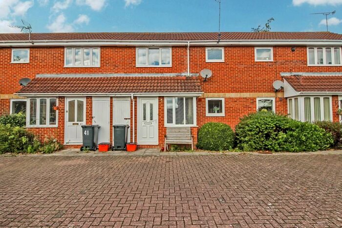 1 Bedroom Terraced House To Rent In Farriers Close, Swindon, SN1