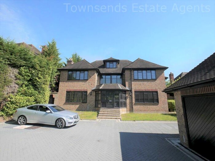 6 Bedroom Detached House To Rent In Russell Close, Northwood, HA6
