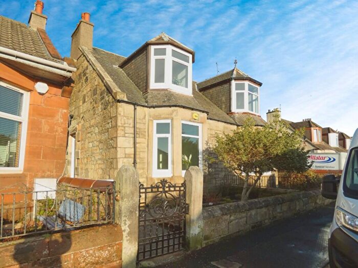 3 Bedroom Semi-Detached House For Sale In Gladstone Road, Saltcoats, Ayrshire, KA21