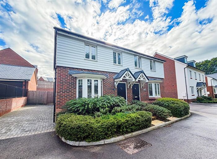3 Bedroom Semi-Detached House To Rent In Gracelands Drive, Bexhill-On-Sea, TN39
