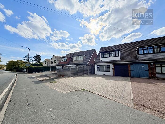 3 Bedroom Semi Detached Bungalow For Sale In St. Leonards Road, Nazeing, Waltham Abbey, EN9