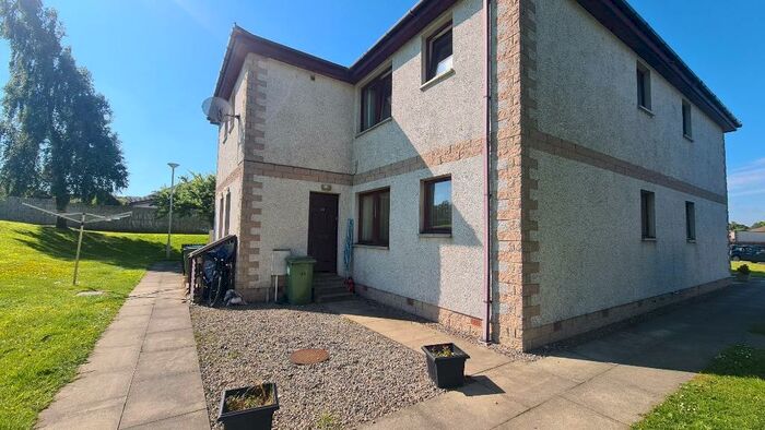 2 Bedroom Flat To Rent In Miller Road, Inverness, IV2