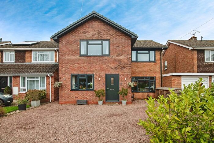 4 Bedroom Link Detached House For Sale In Malt House Crescent, Inkberrow, Worcester, Worcestershire, WR7