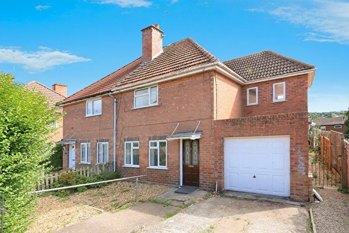 3 Bedroom Semi-Detached House For Sale In Martley Road, Stourport-On-Severn, DY13