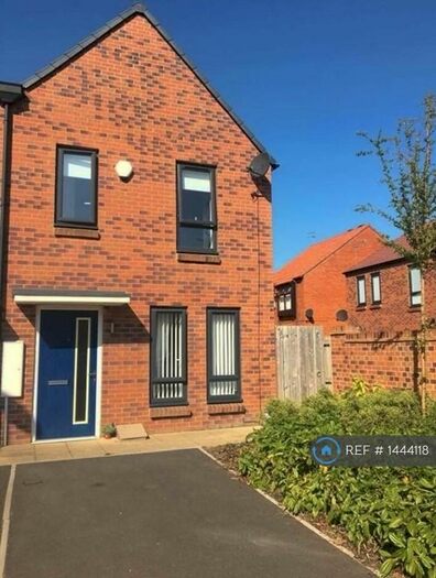 2 Bedroom End Of Terrace House To Rent In Young Close, South Shields, NE34