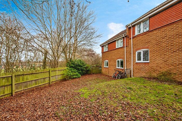 2 Bedroom Flat For Sale In Caravel Close, Chafford Hundred, Grays, RM16