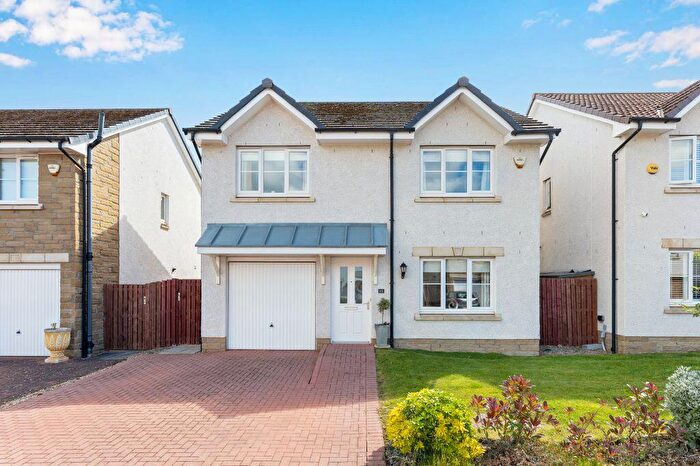 4 Bedroom Detached House For Sale In Whitehouse Avenue, Gorebridge, Midlothian, EH23