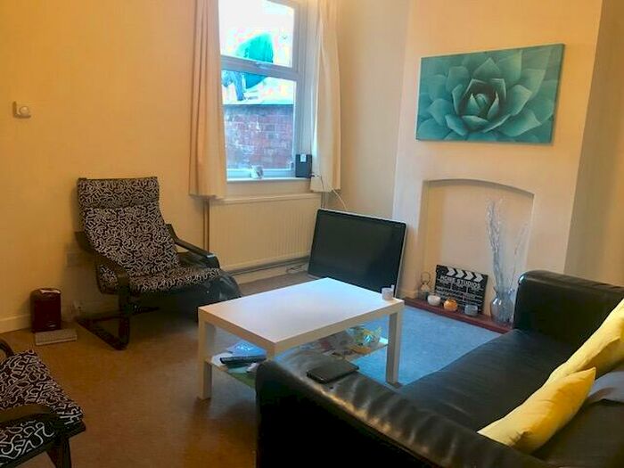 3 Bedroom Property To Rent In Norman Street, Leicester, LE3