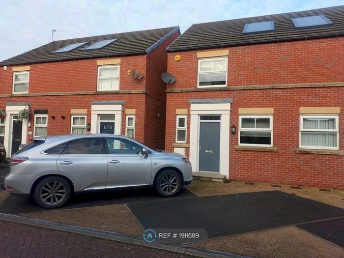 2 Bedroom Semi-Detached House To Rent In Witsun Drive, Liverpool, L4