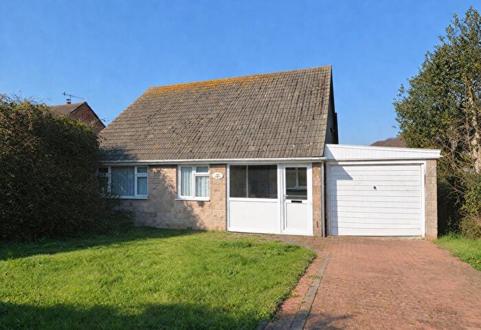 3 Bedroom Detached Bungalow For Sale In Modernisation Required * Lake, PO36