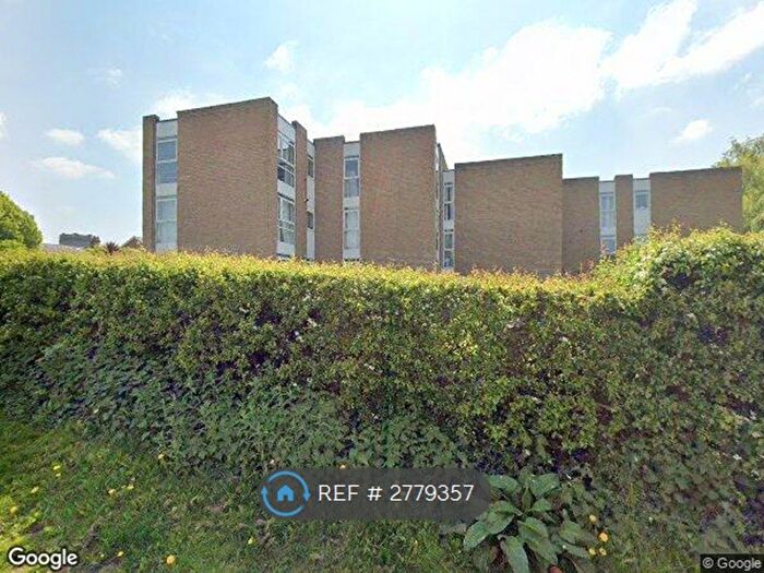 2 Bedroom Flat To Rent In Handbridge, Chester, CH4
