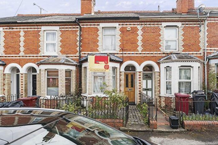 2 Bedroom Terraced House For Sale In Cardigan Road, Reading, RG1