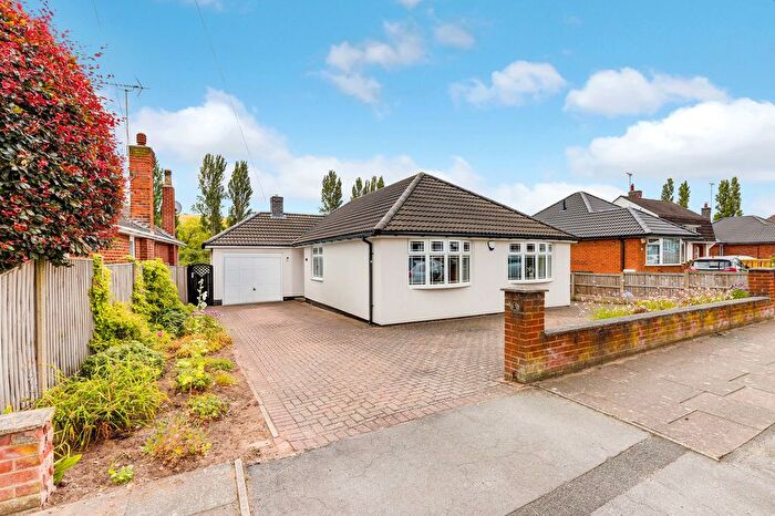 3 Bedroom Detached Bungalow For Sale In Edmonton Road, Clipstone Village, NG21