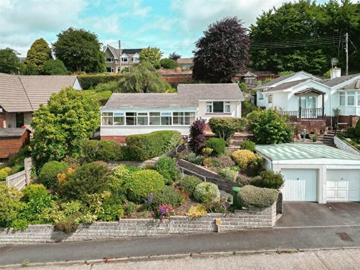 2 Bedroom Bungalow For Sale In Rack Park Close, Torrington, EX38