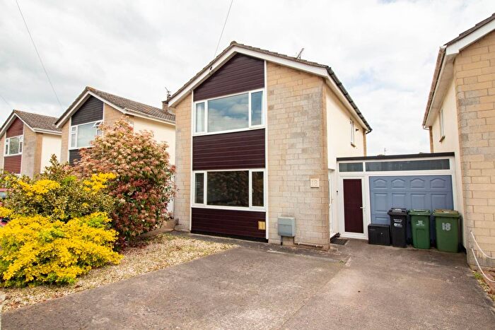 3 Bedroom Detached House For Sale In Wyville Road, Frome, BA11