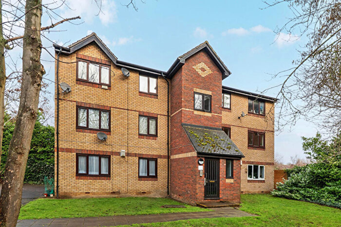 1 Bedroom Apartment For Sale In Shortlands Close, Belvedere, DA17