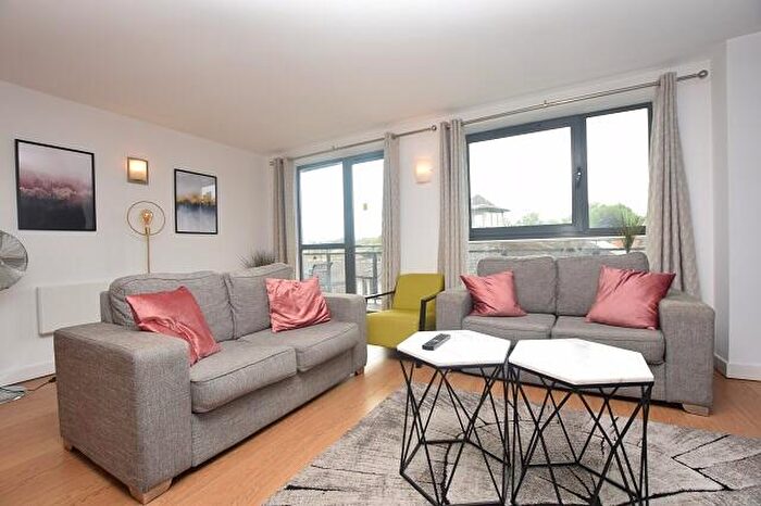 2 Bedroom Apartment To Rent In West One Peak, Cavendish Street, S3