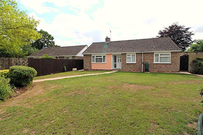 3 Bedroom Detached Bungalow For Sale In Tennis Field, Chevington, Bury St. Edmunds, IP29