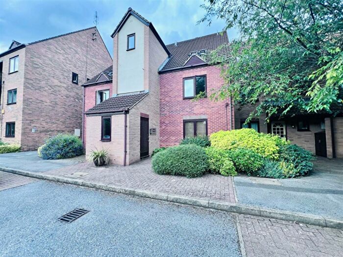 2 Bedroom Apartment To Rent In Heron Wharf, Castle Quays, Nottingham, NG7