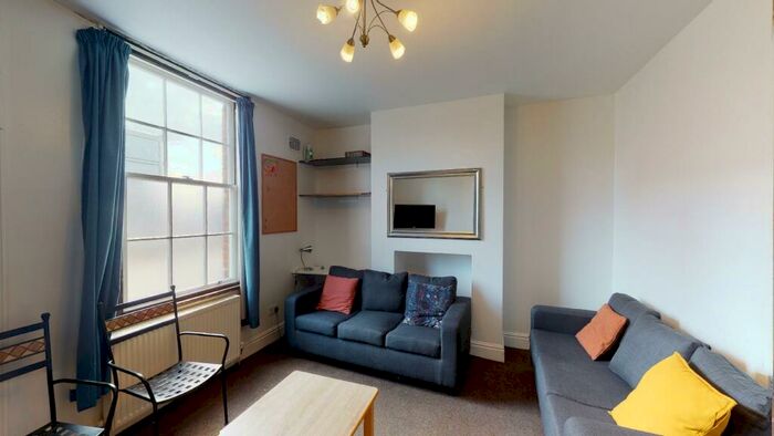 5 Bedroom House To Rent In Milton Street, S3