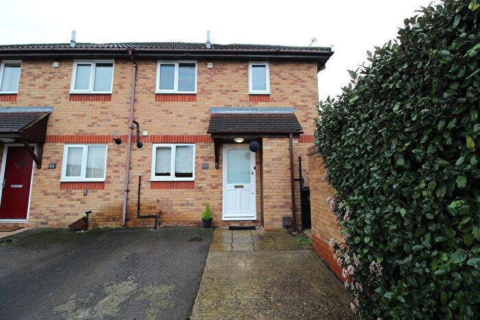 1 Bedroom Semi-Detached House To Rent In Wheatear Place, CM11