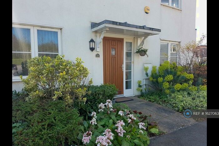 4 Bedroom Detached House To Rent In Newington Gate, Buckinghamshire, MK6