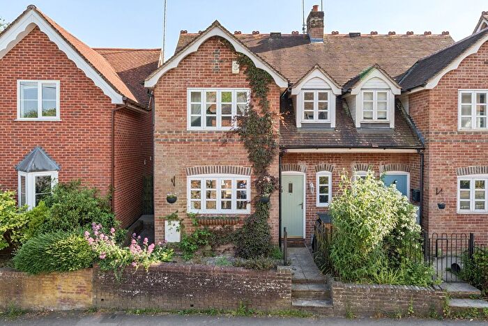 4 Bedroom Semi-Detached House For Sale In Woodfield Cottages Streatley Hill, Streatley, Reading, Berkshire, RG8