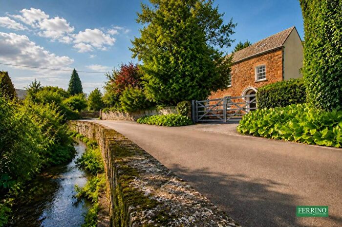 4 Bedroom Detached House For Sale In Millbrook Green, Aylburton, Lydney, Gloucestershire., GL15